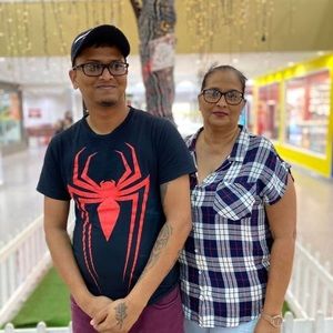 Meet your Posher, Amar